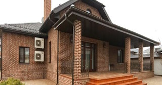 Строительство домов из кирпича с мансардой в Усолье-Сибирском | от 3627 рублей